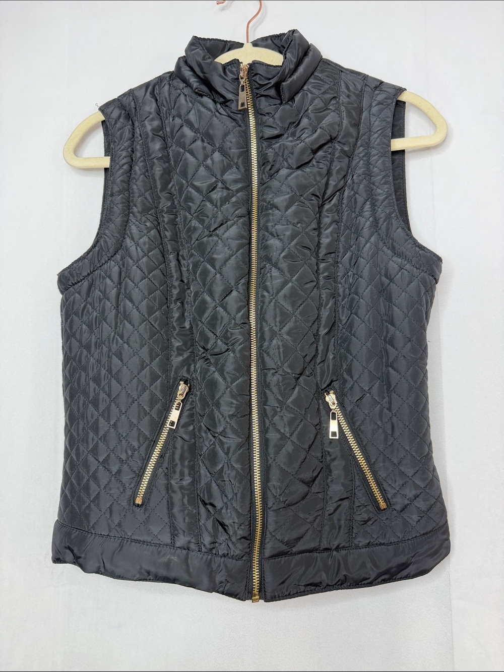 Suzy Shier Quilted Puffer Vest Black Sherpa Lined Gilet